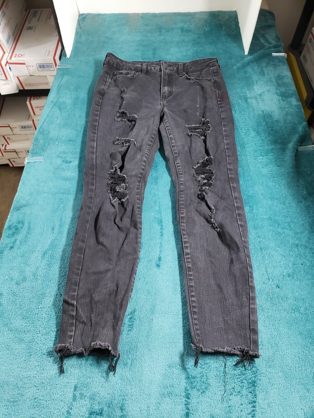 Aeropostale Jeans Size 10 Women Black Pants Stretch Fray Hem High Rise Jegging